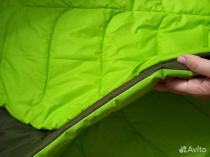 Лежанка для кошек и собак новая листик