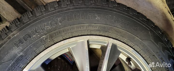 Nokian Tyres Hakkapeliitta 5 SUV 225/65 R17 106T