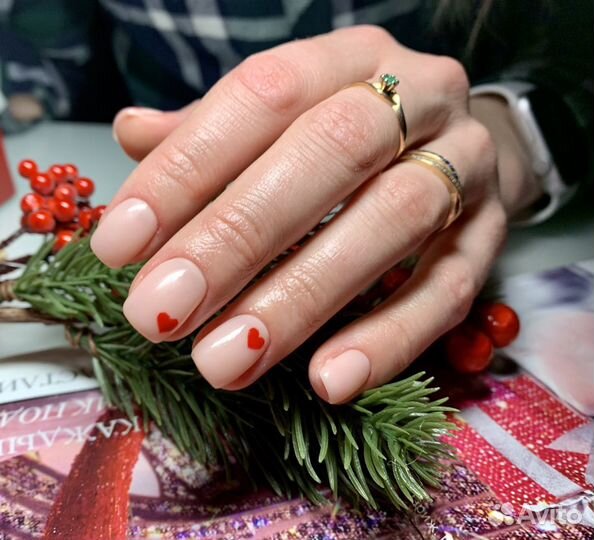 Маникюр; Гель-лак