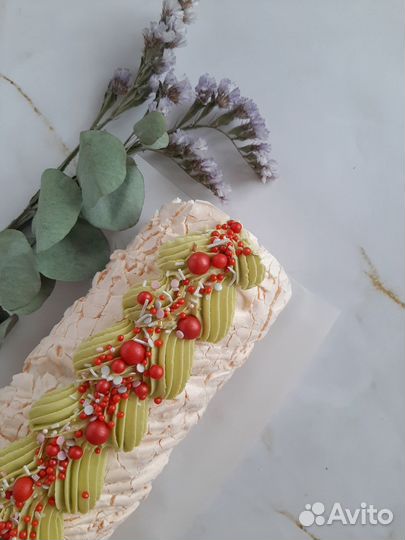 Меренговый рулет