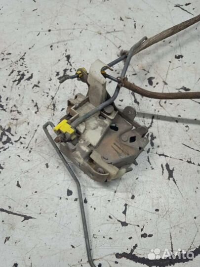 Замок двери правый задний Ford Taurus 1 Форд Тауру