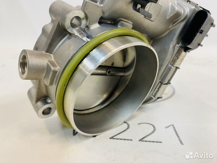 Дроссельная заслонка Mercedes M276 M133 M178 M177