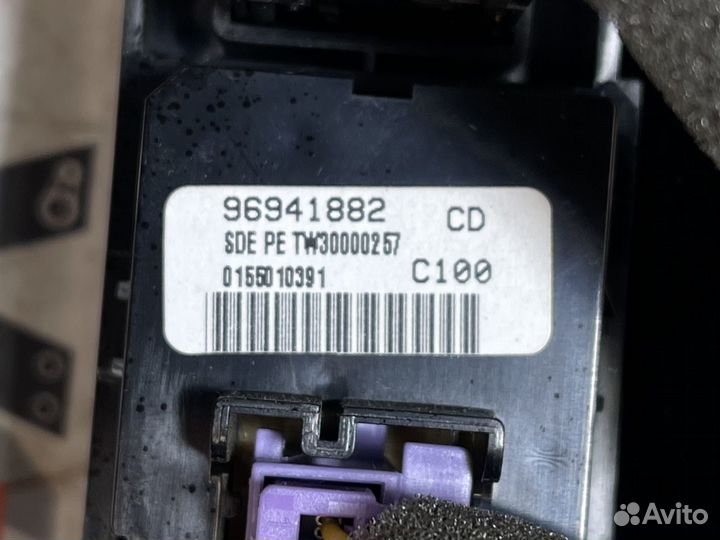 Рамка мультимедии Chevrolet Captiva C100