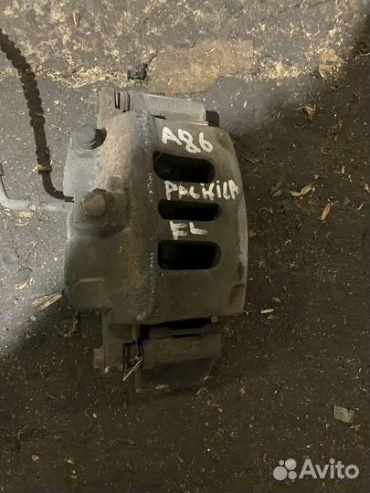 Суппорт передний левый chrysler Pacifica 2007-200