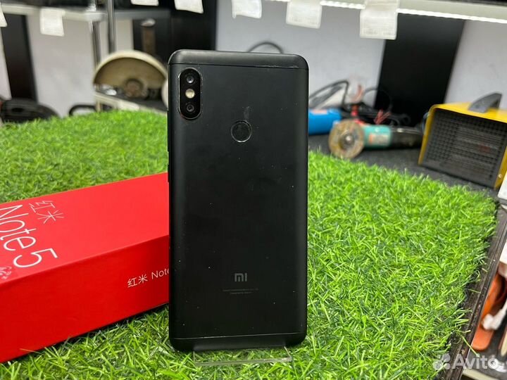 Xiaomi Redmi Note 5, 4/64 ГБ