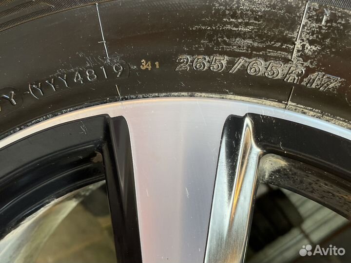 R17 Yokohama Ice Guard G075 265/65, PCD 6x139.7 DIA 106.1