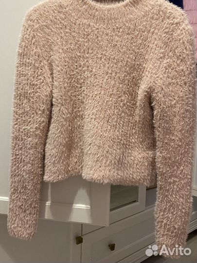 Свитера женские