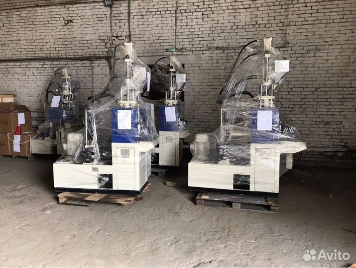 Вертикальный термопластавтомат ARK-plast TA-400