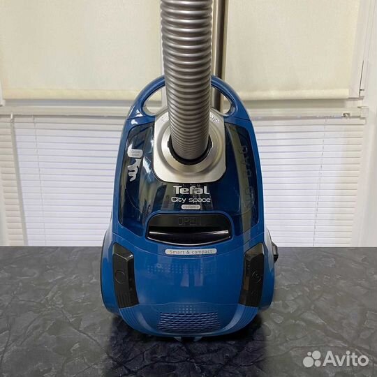 Пылесос Tefal City Space TW2711EA