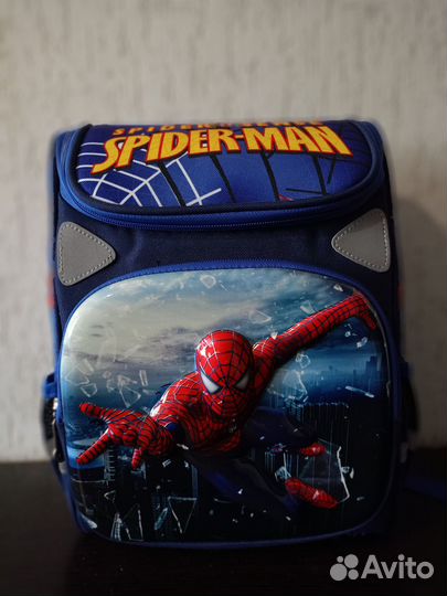Рюкзак для начальной школы в наличии