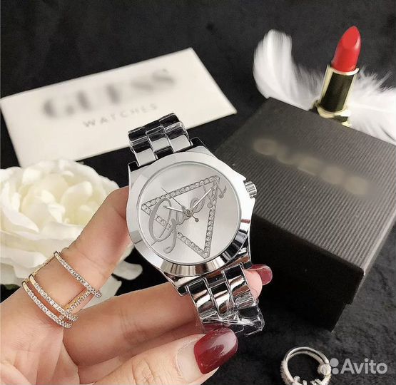 Часы Guess женские новые