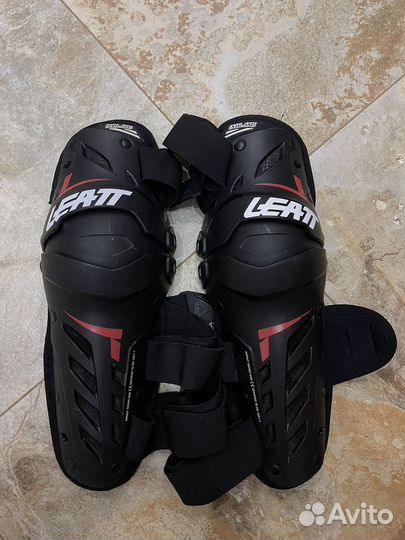 Мото наколенники