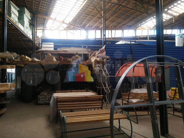 Продам торговое помещение, 1400 м²