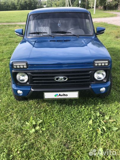 LADA 4x4 (Нива) 1.7 МТ, 2002, 220 000 км
