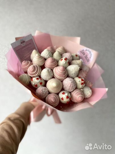 Клубника в шоколаде, сладкий букет