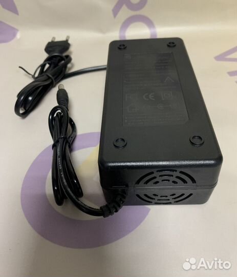 Зарядное устройство 67.2V/2.5A для электросамоката