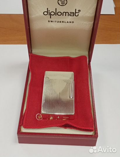 Зажигалка газовая подарочная