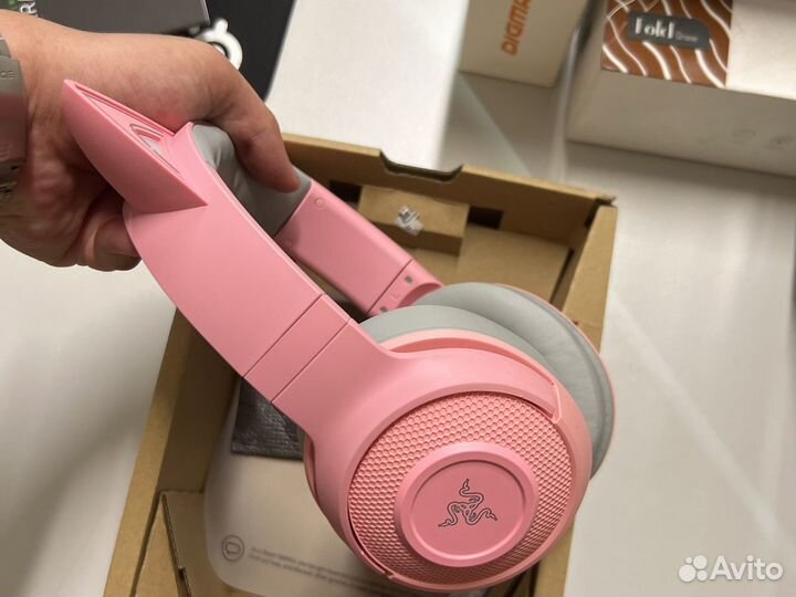 Наушники Razer Kraken BT Kitty