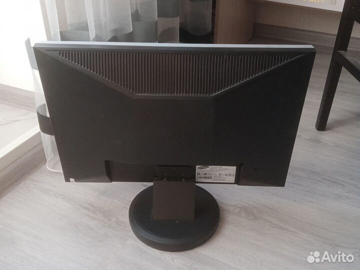 Монитор Sumsung SyncMaster 2223nw 22 дюйма