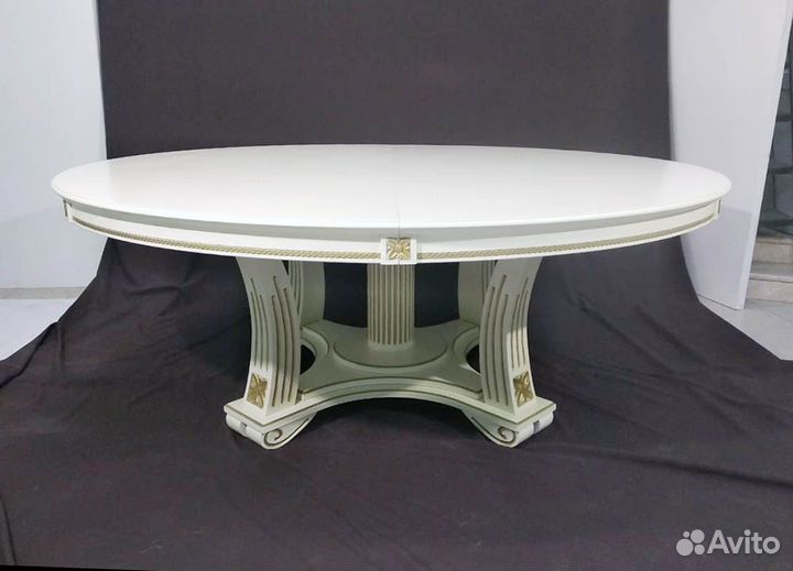 Стол круглый диаметром 150-220 см
