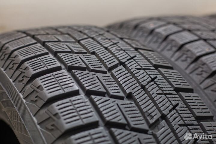 Yokohama Ice Guard IG60 215/60 R17 96Q