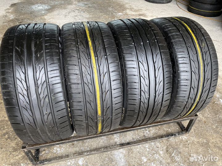 Kumho Ecsta PS31 245/40 R18