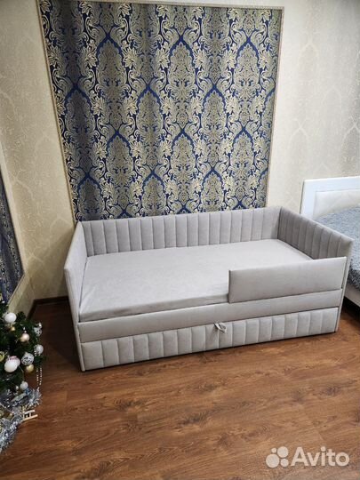 Детский/ подростковый диван-кровать в стяжке