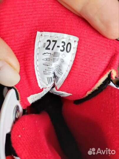 Роликовые коньки