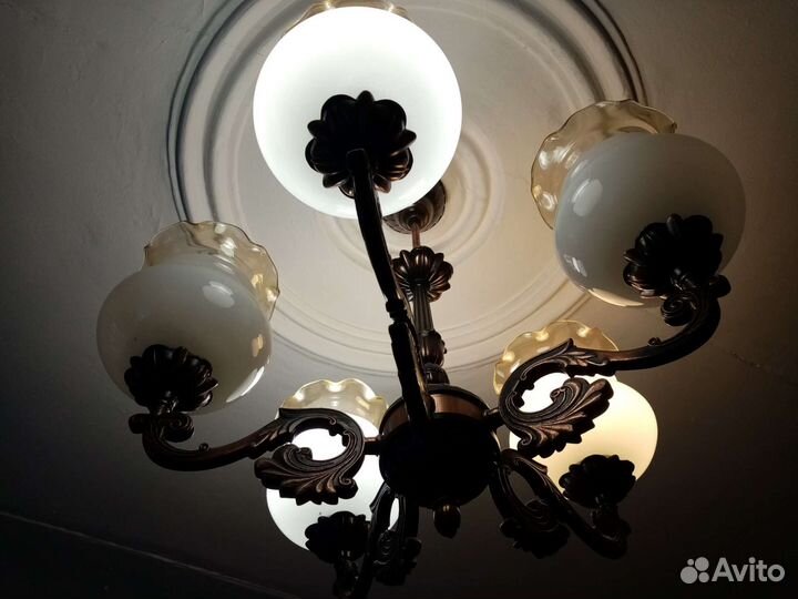 Люстра потолочная