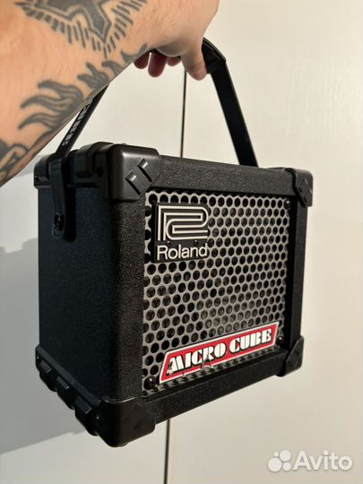 Комбоусилитель Roland Micro cube