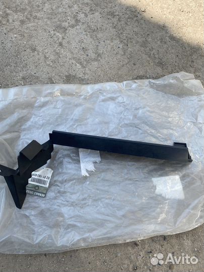 Пыльник рено молдинг проставка