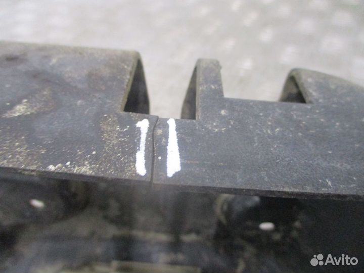 Накладка Iveco 504279307