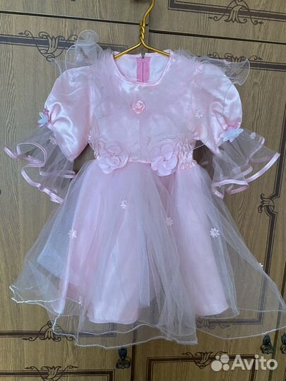 Нарядное платье для девочки