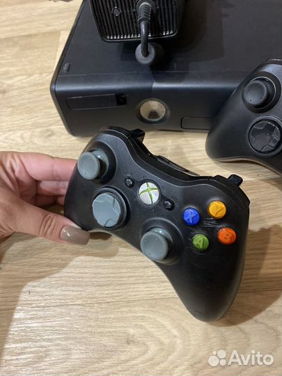 Xbox 360+1500 игр (прошитая)
