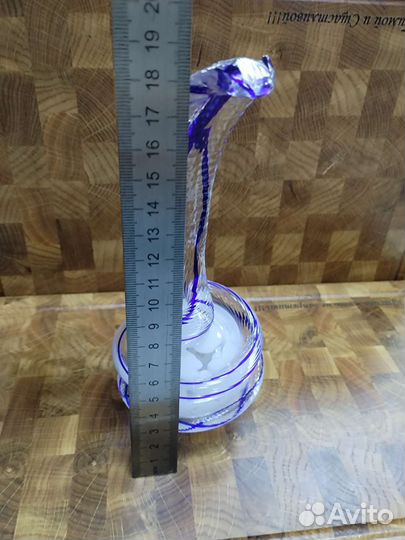 Кобра хрустальная