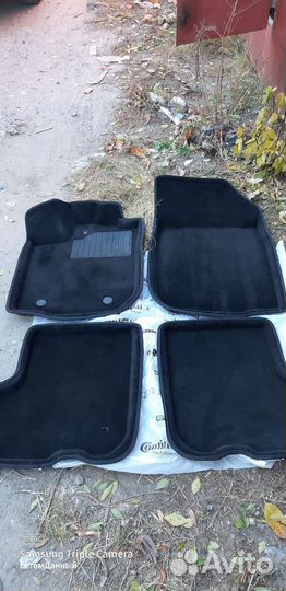 Коврики 3D на Логан