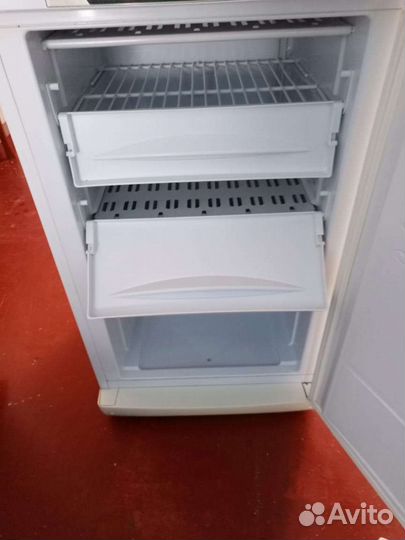 Морозильная камера indesit