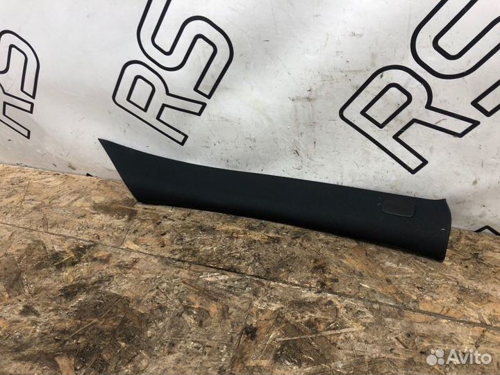 Обшивка стойки кузова передняя правая