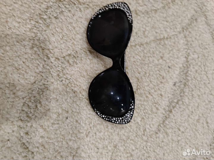 Солнцезащитные очки мужские и женские