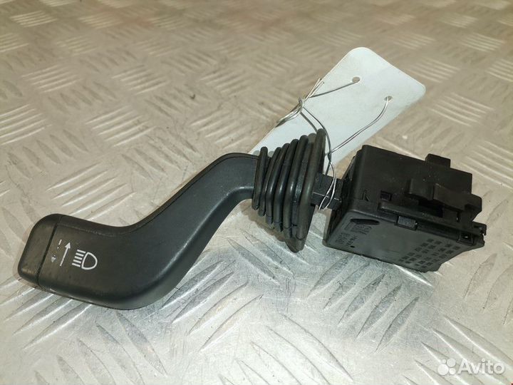 Переключатель поворотов Opel Corsa C 2001 9185413