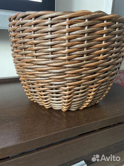 Кашпо из полиротанга