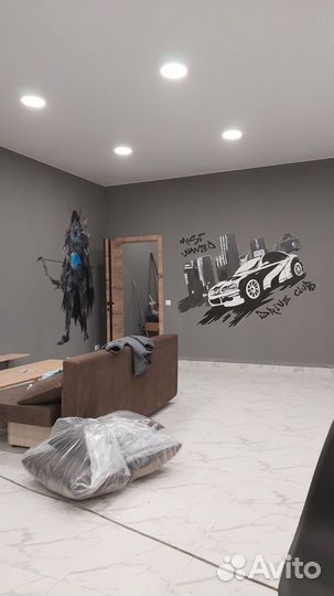 Рисунки на мебели, стенах, одежде