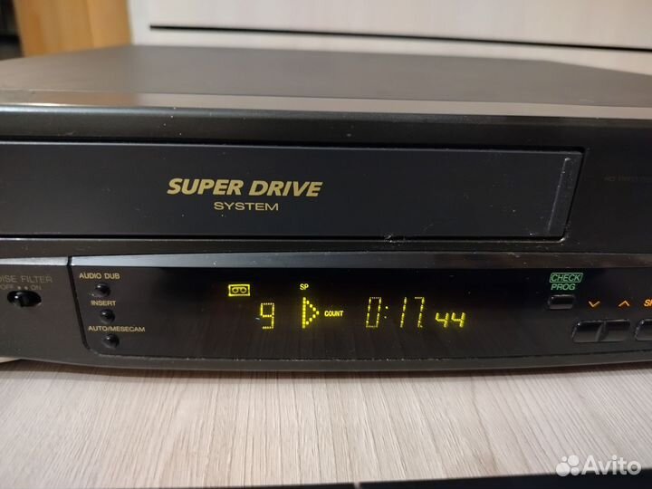 Видеомагнитофон Panasonic +пульт