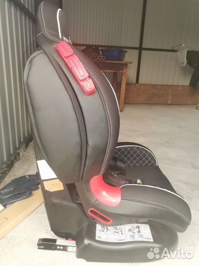 Детское автокресло