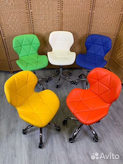 Стул для мастера / для клиента