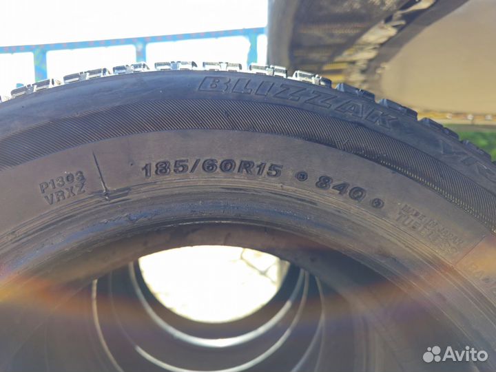 Bridgestone Blizzak VRX 185/60 R15 84Q