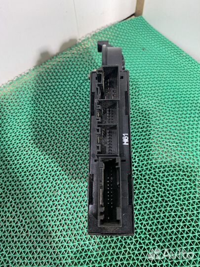 Моторчик стеклоподьемника передний прав Audi A4 B6