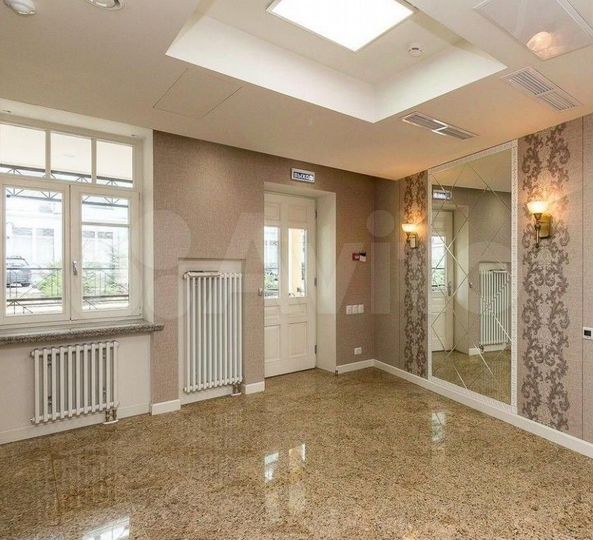 Аренда особняка 261 м2