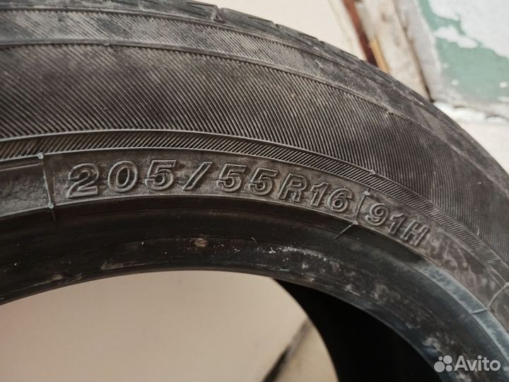 Yokohama BluEarth AE01 205/55 R16 91H