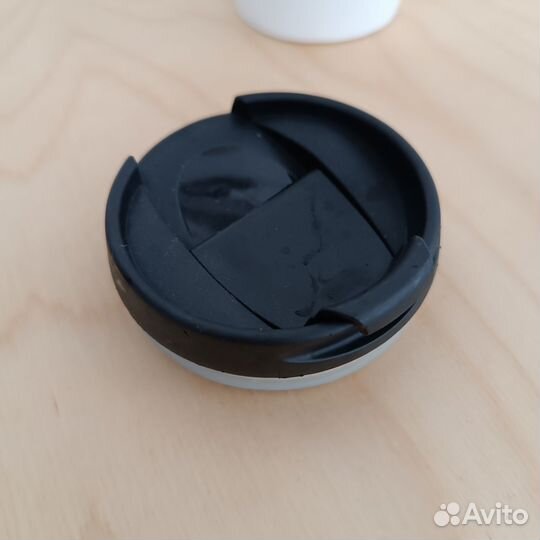 Стакан керамический с крышкой